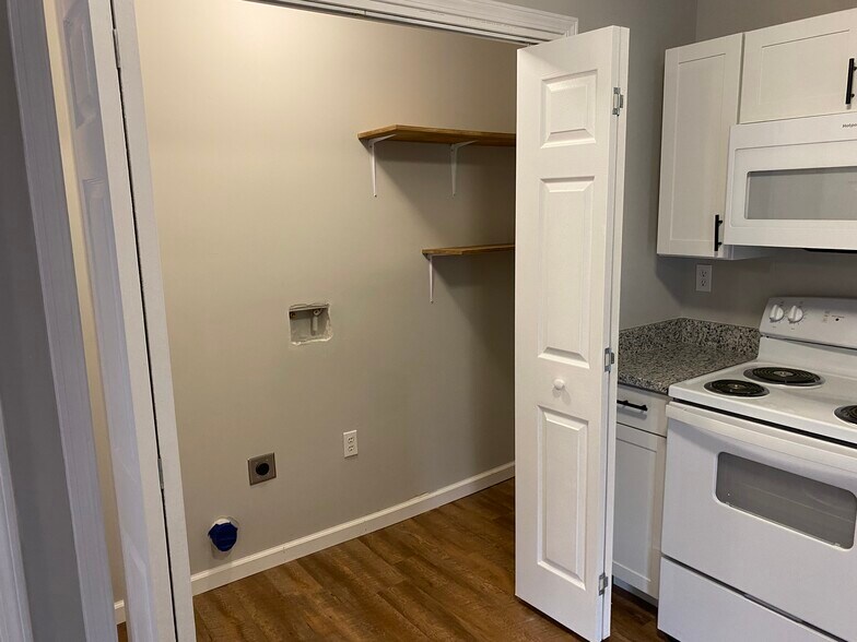 Building Photo - 90 Crabapple Rdg