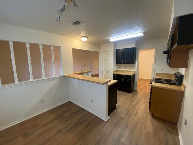 Building Photo - Nice Single Family Home in Cedar Hill