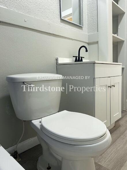 Building Photo - 2903 Dignan St