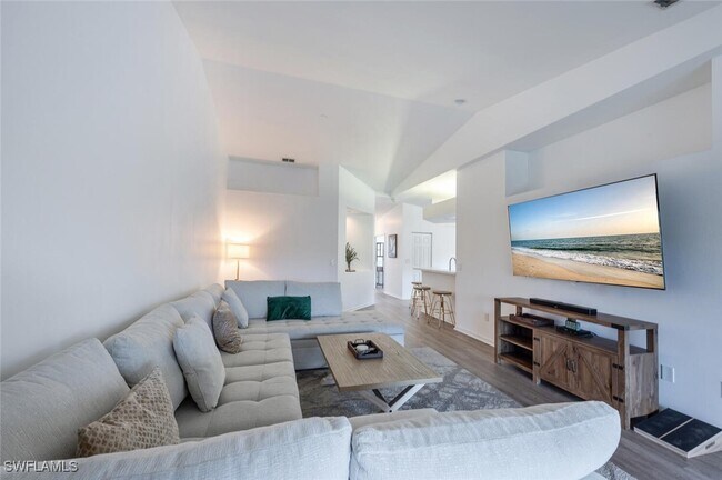 Building Photo - 2506 Orchid Bay Dr