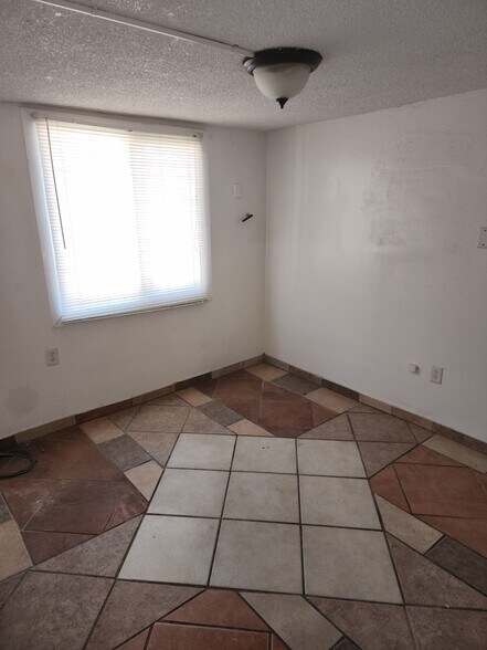 Bedroom 2 - 320 E Ajo Way