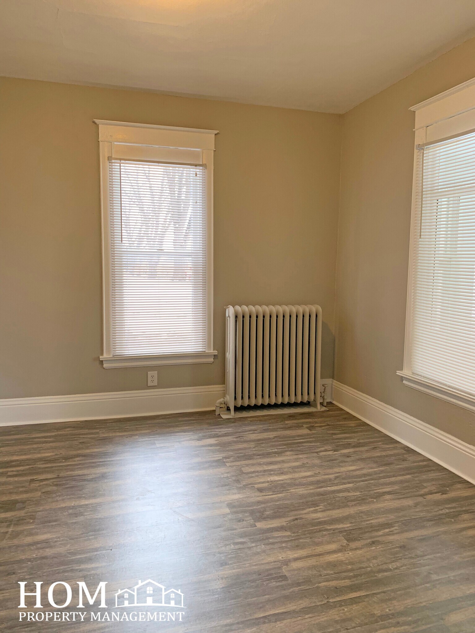 Building Photo - 431 N 5th St