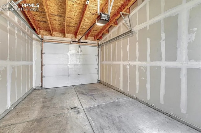 Building Photo - 1231 Newton St