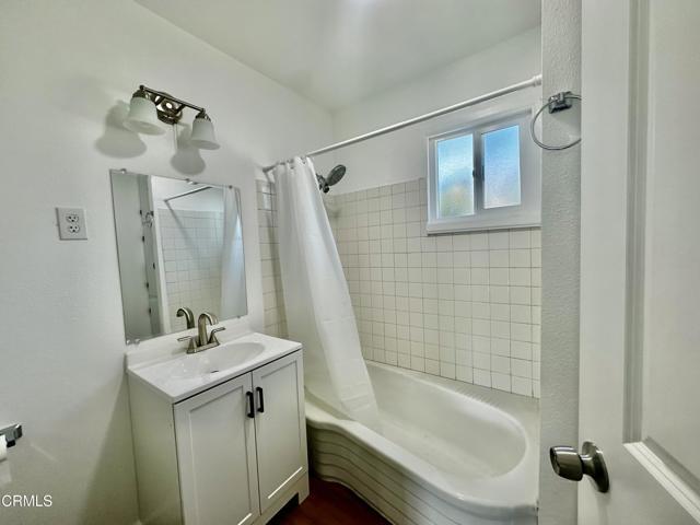 Building Photo - 3171 E Los Angeles Ave