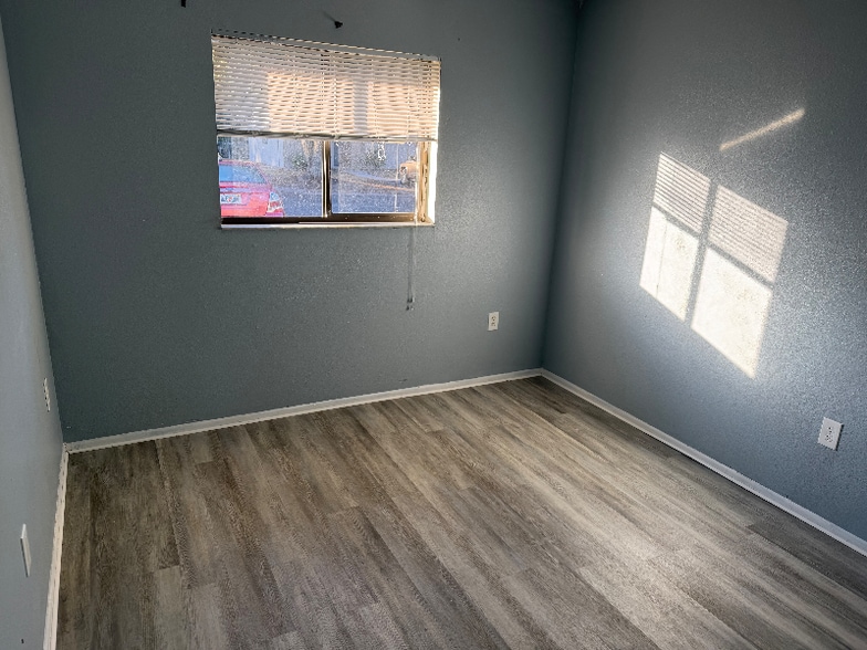 Building Photo - 1450 E Gibson St