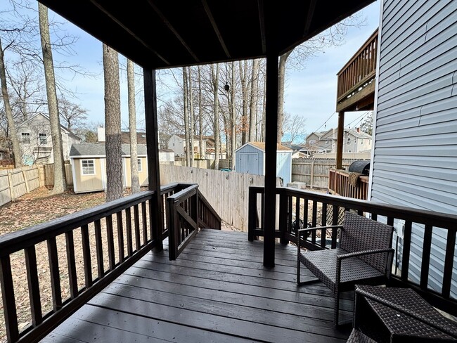 Building Photo - A Beach Borough Home Available NOW! Pet Fr...