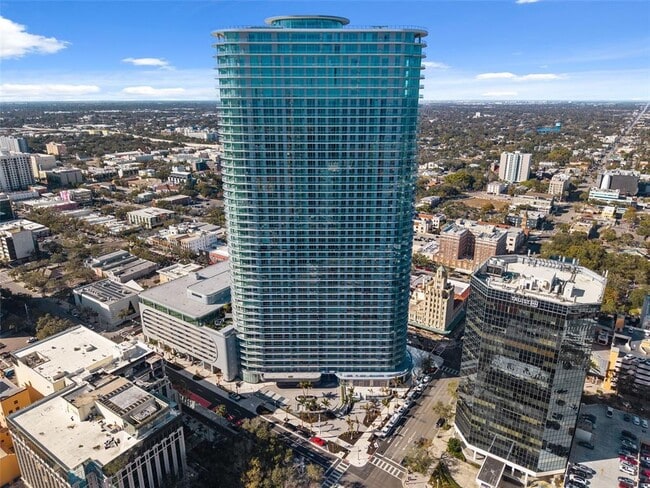 Building Photo - 400 Central Ave