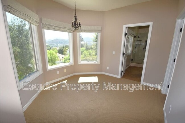 Building Photo - 1674 Bushgrove Ct