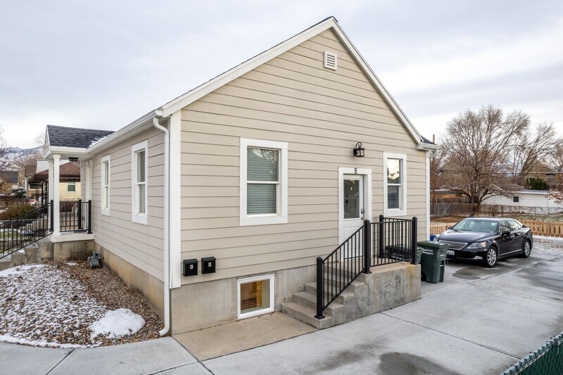 Building Photo - 758 Loveland Ave