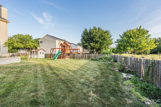 Building Photo - 2513 Simon Dr