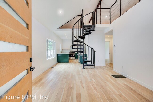 Building Photo - 1127 N Westmoreland Ave