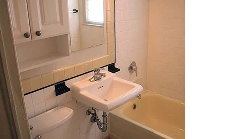 Building Photo - 1530 N Lancaster St