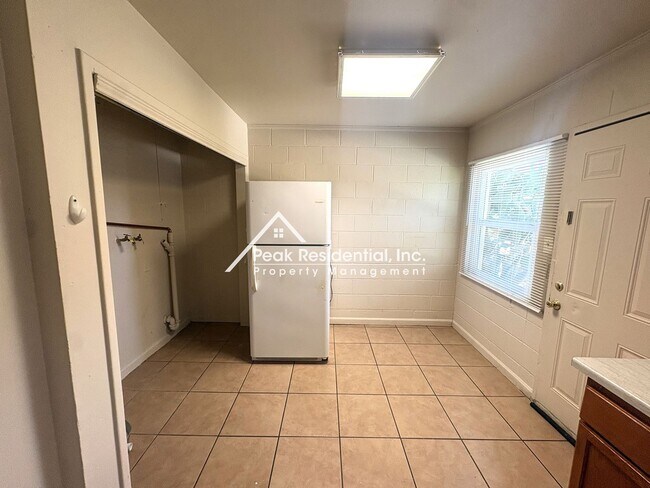Building Photo - 3806 45th Ave