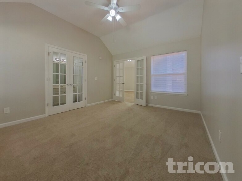 Building Photo - 136 Westport Dr