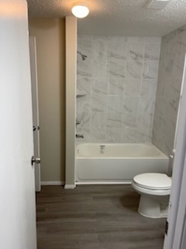 Building Photo - 3422 Belfry Ln