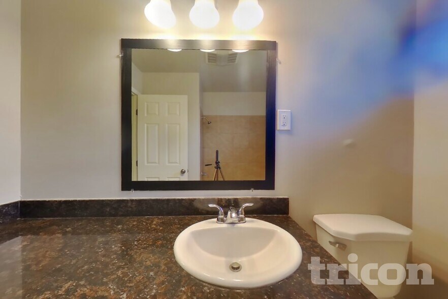 Building Photo - 331 El Dorado Dr