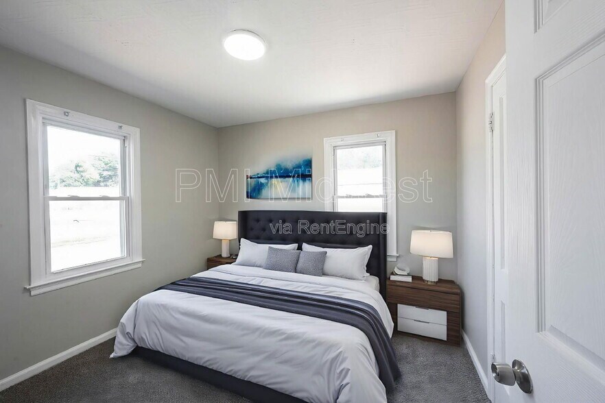 Building Photo - 1937 King Ave