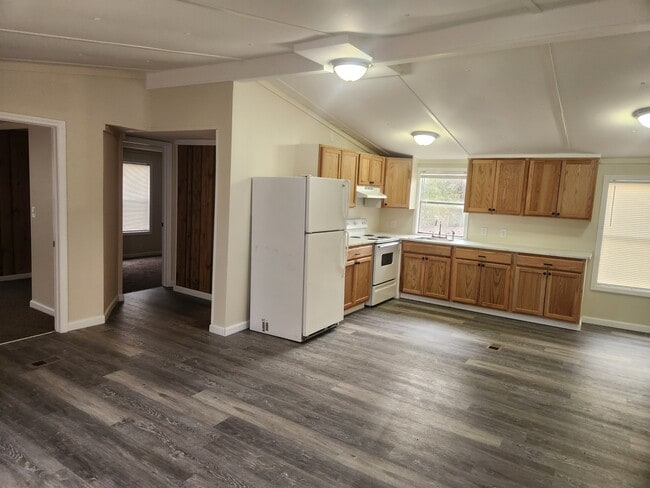 Building Photo - 743 Three Bridges Estates Cir