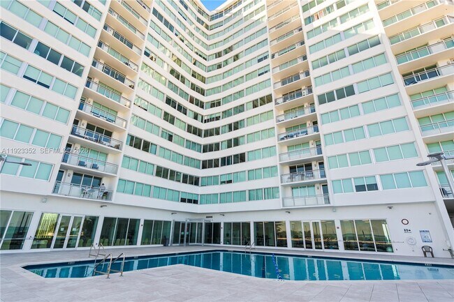 Building Photo - 7135 Collins Ave