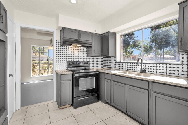 Building Photo - 2126 Millhouse Rd