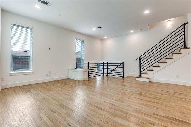 Building Photo - 1828 N Garrett Ave