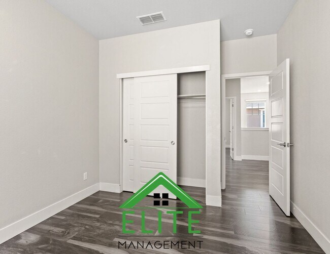 Building Photo - **Modern single-family residence in the hi...