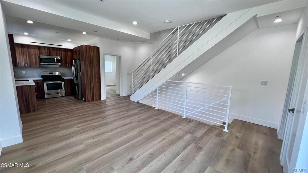 Building Photo - 5635 Klump Ave