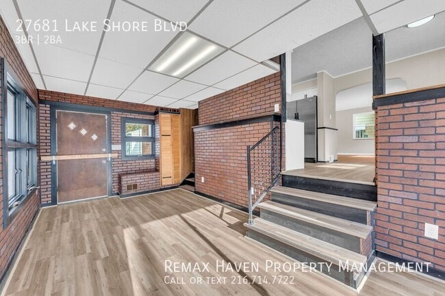 Building Photo - 27681 Lake Shore Blvd-