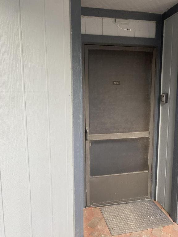 Building Photo - 3950 Atrium Dr