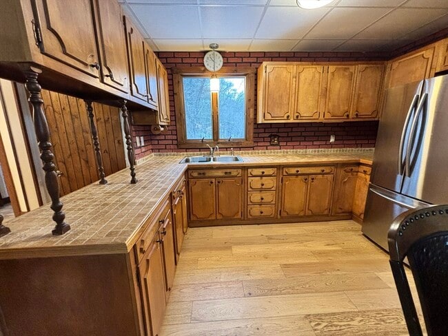 Building Photo - 4 Braemore Rd