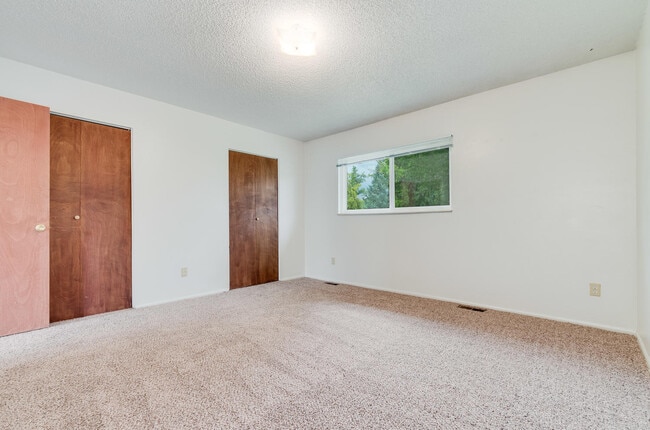 Building Photo - 1552 S Memphis St