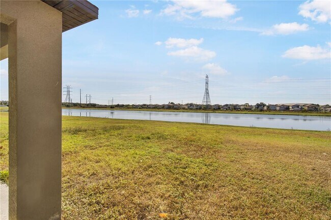 Building Photo - 7028 Samuel Ivy Dr