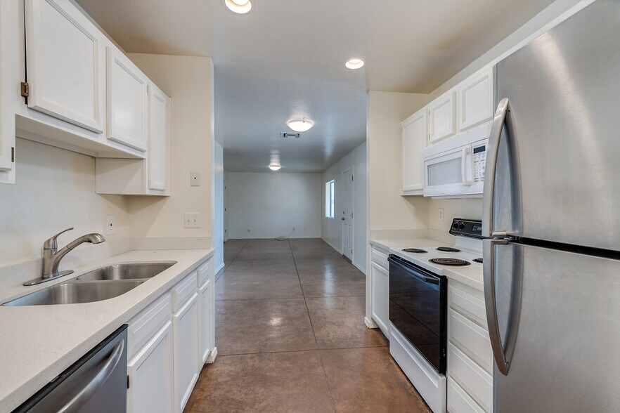 Kitchen with stainless steel appliances - 3138 E Adams St