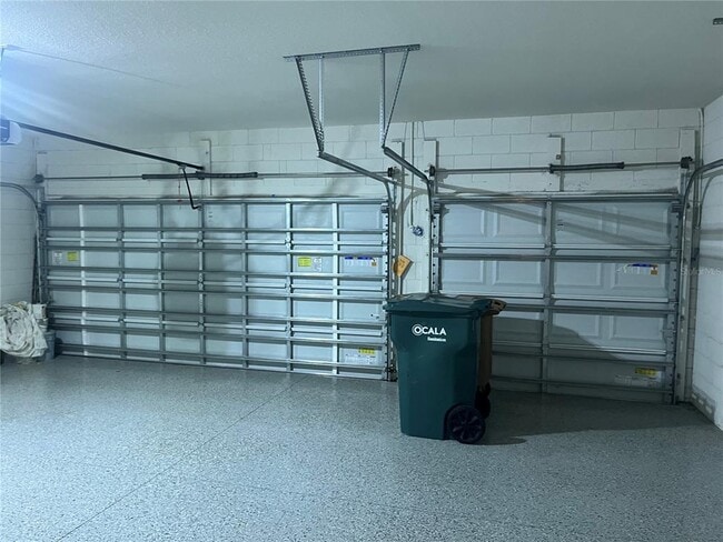 Building Photo - 4552 SW 65th Pl