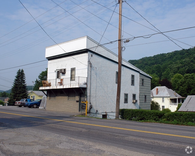 Primary Photo - 520-524 S Washington St
