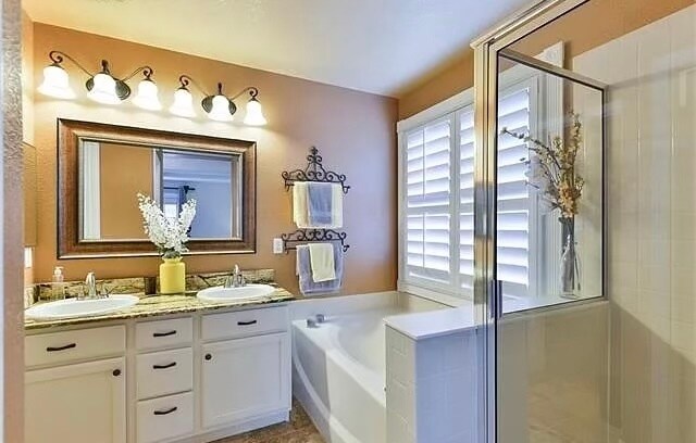 Building Photo - 6542 Shimmering Creek Dr