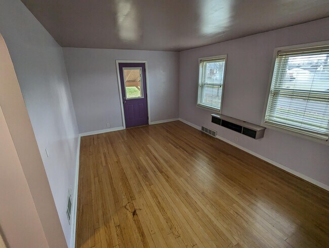 Building Photo - 420 Home Ave
