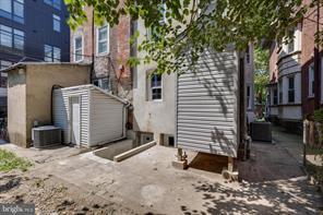 Building Photo - 4220 Baltimore Ave