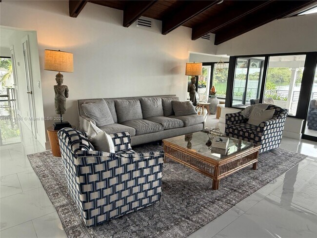 Building Photo - 7521 SW 56th St