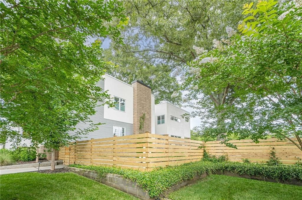Building Photo - 2269 Briarwood Hills Dr NE