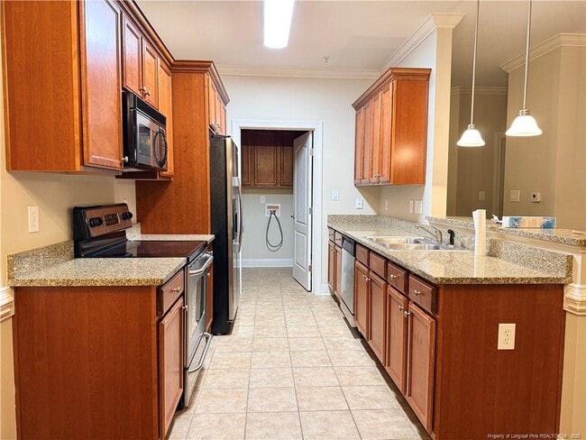 Building Photo - 210 Fountainhead Ln