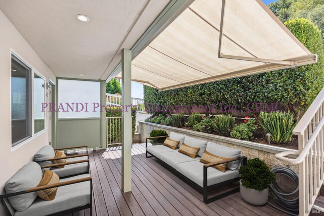 Building Photo - Reduced Rent! Now $4,800 (Was $4,950) Reno...