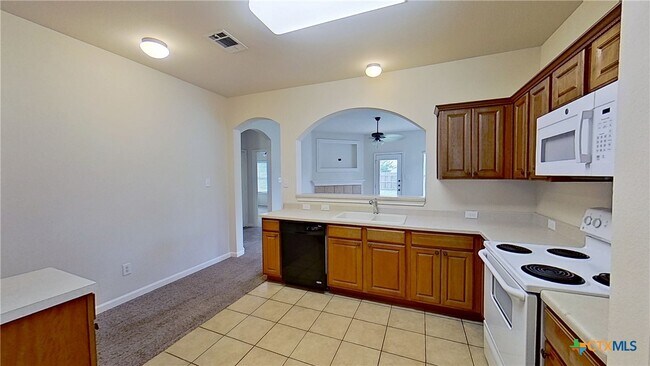 Building Photo - 308 Rinehardt St
