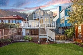 Building Photo - VIDEO - Fenced Yard in Hurricane Gulch - V...