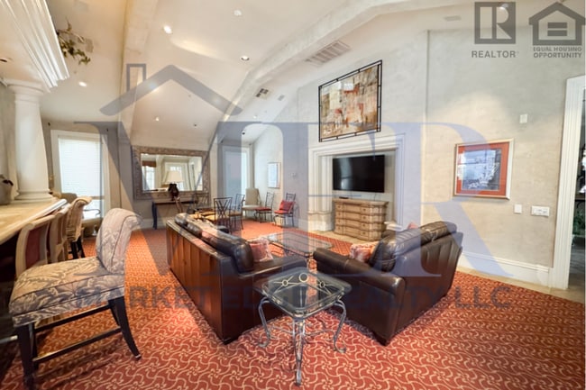 Building Photo - 2Bed/1Bath Apt at Thompson Peak/Frank Lloyd Wright! Ready for Immediate Move-In!