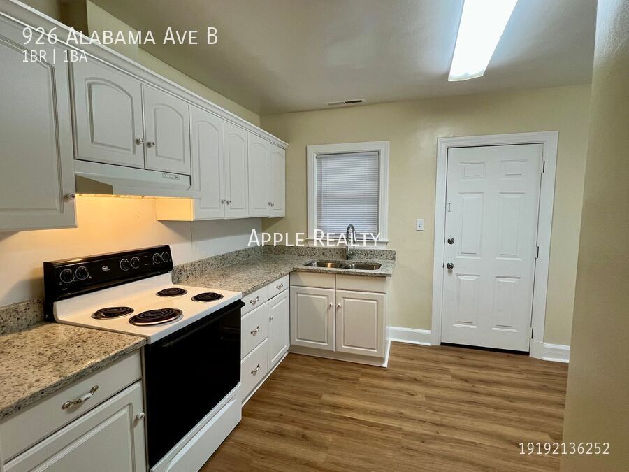 Building Photo - 926 Alabama Ave