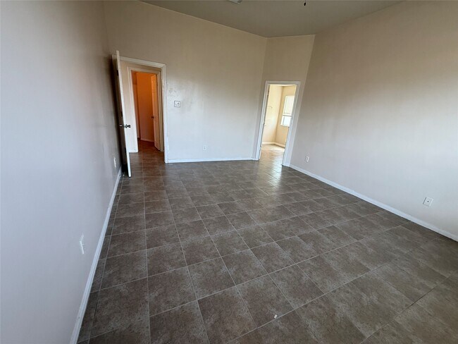 Building Photo - 2226 Dawn Shadow Way