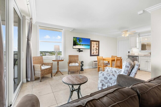 Building Photo - 5500 Bonita Beach Rd SW