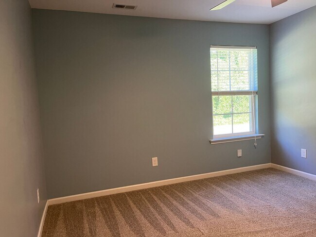 Building Photo - Charming 3/2 Home in Boiling Springs!