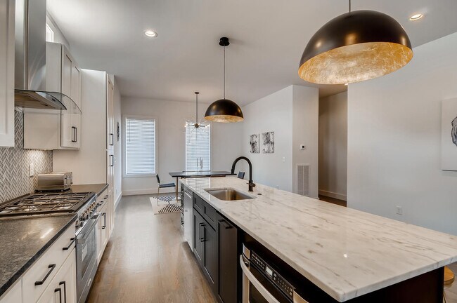 Building Photo - 2500 White Ave